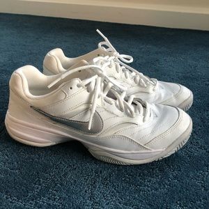 Nike Tennis/Paddle Sneakers